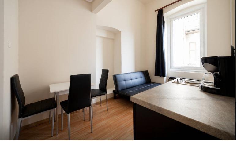 Sparrowl Apartments Budapest Phòng bức ảnh